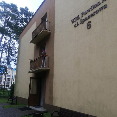 Przytulny mini apartament dla 4 osób Lukecin Exterior foto